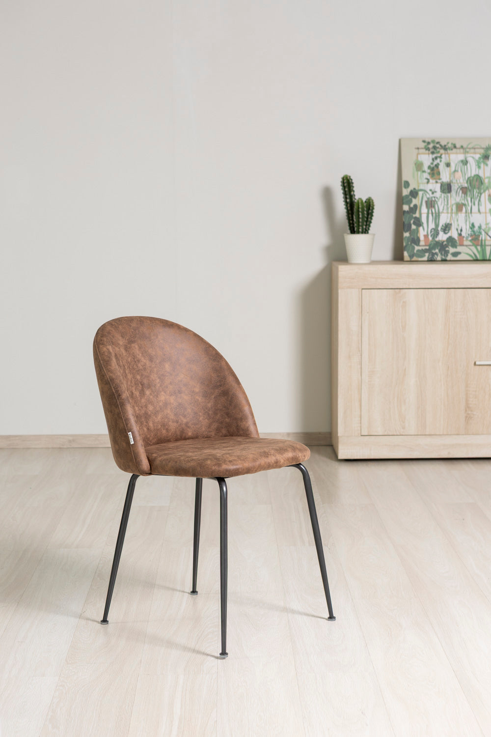 SARA STOLICE OD EKO KOŽE