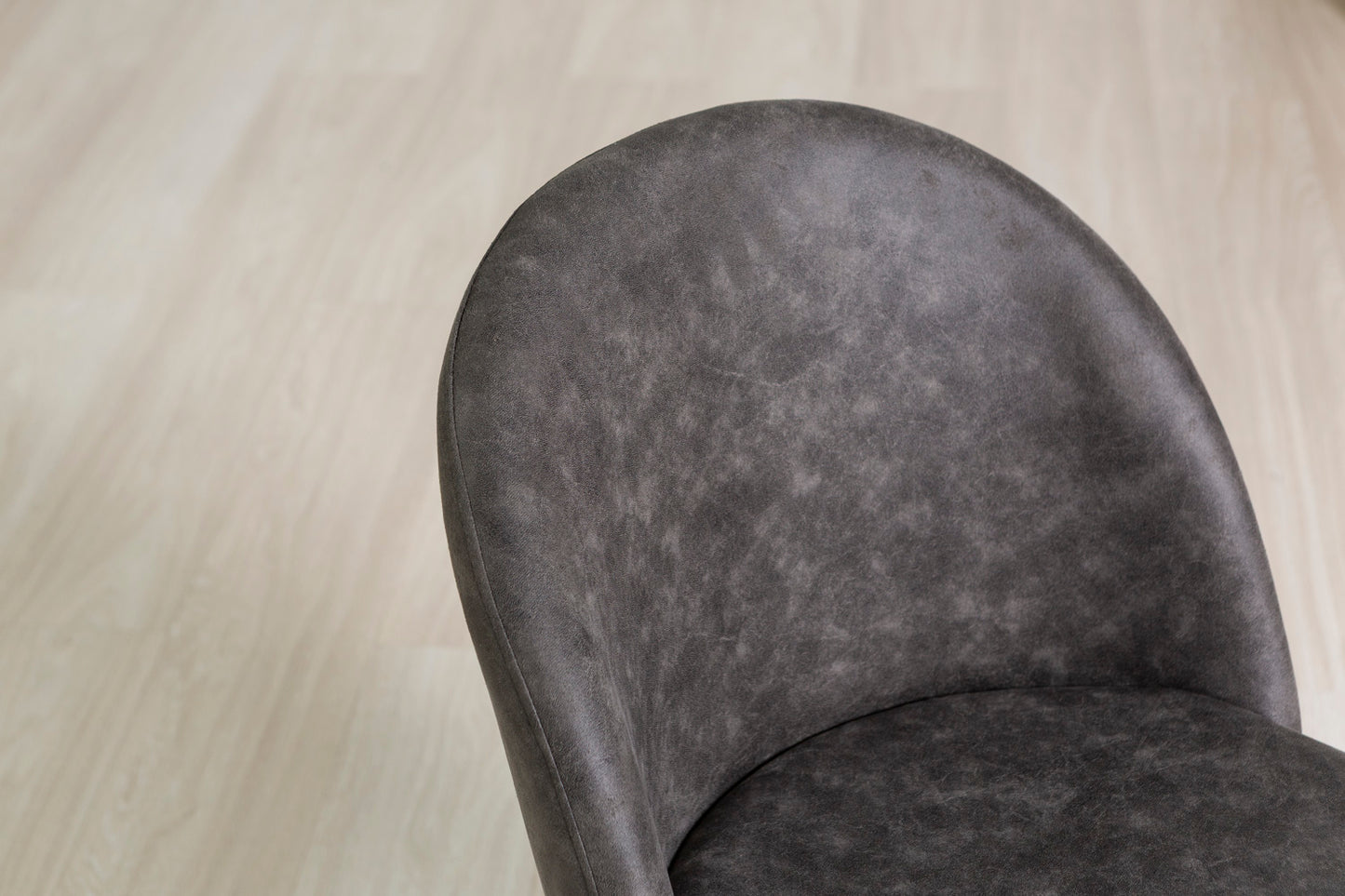 SARA STOLICE OD EKO KOŽE