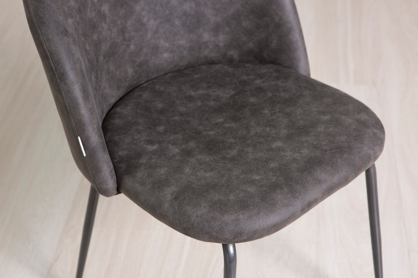 SARA STOLICE OD EKO KOŽE